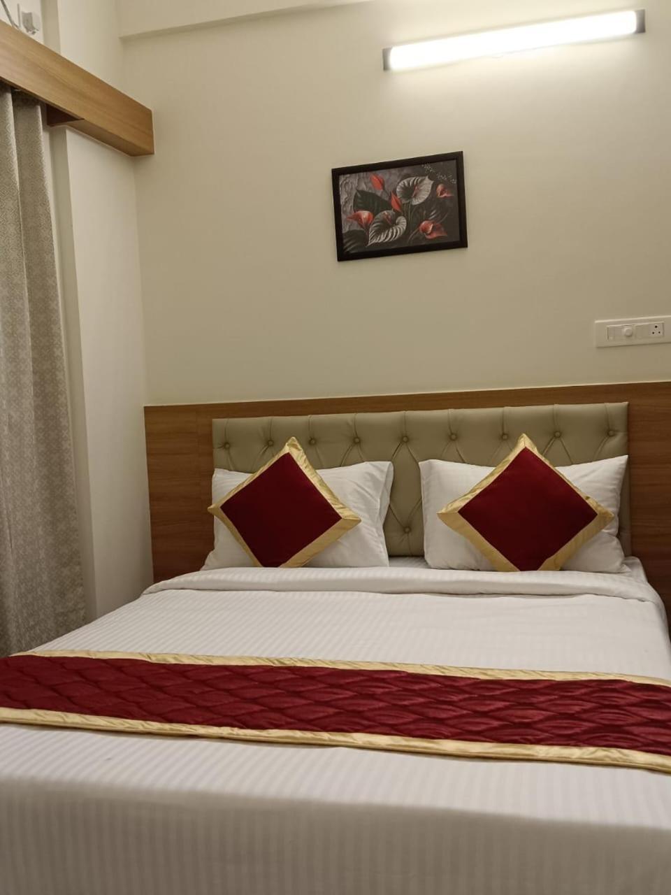 Krishna Inn Bangalore Exteriör bild