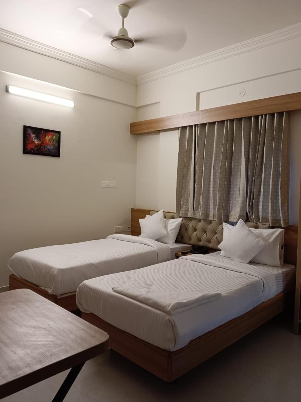 Krishna Inn Bangalore Exteriör bild